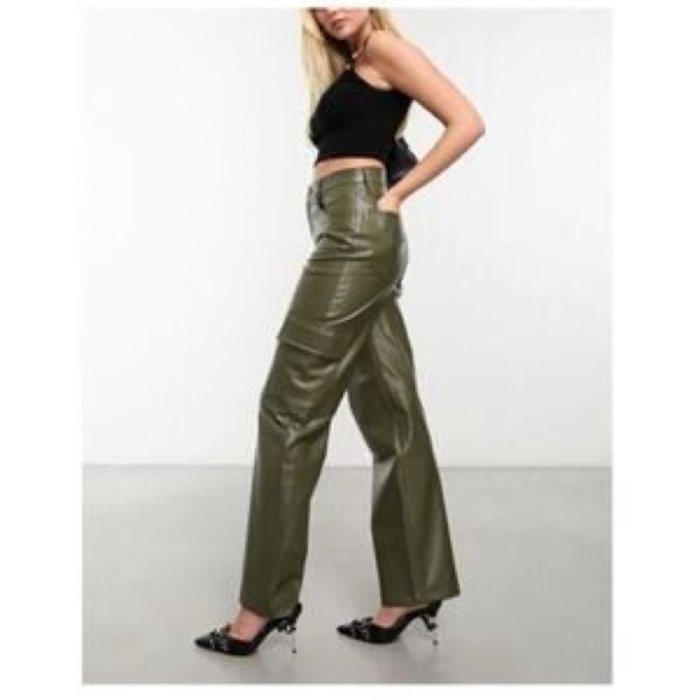 TGLA Olive Green Faux Vegan Leather High Rise Straight Leg Cargo Pants Size 3/26